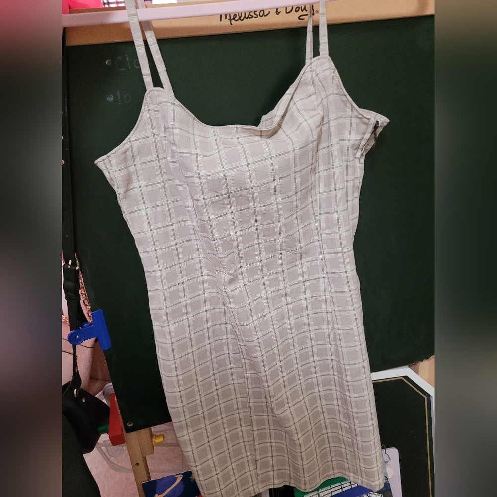 H&M woman's dress size M